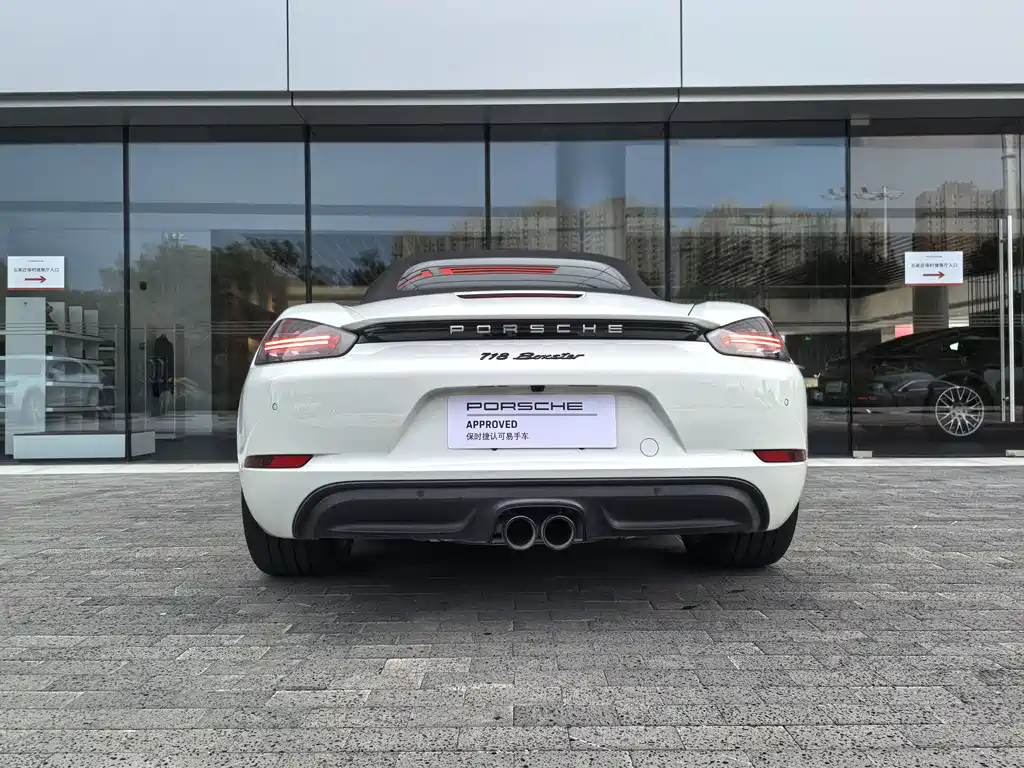 Porsche 718 2026 — фото 10