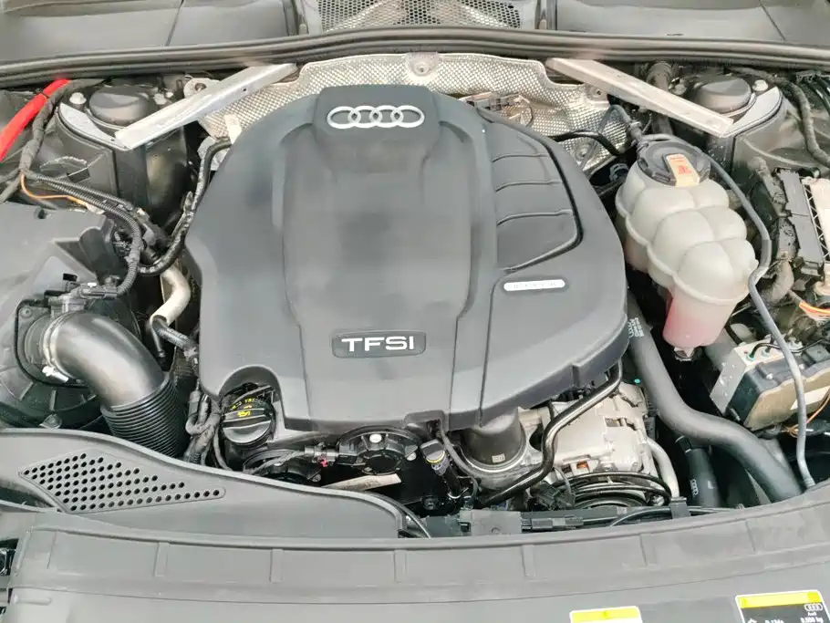 Audi A4L 2021 — фото 10