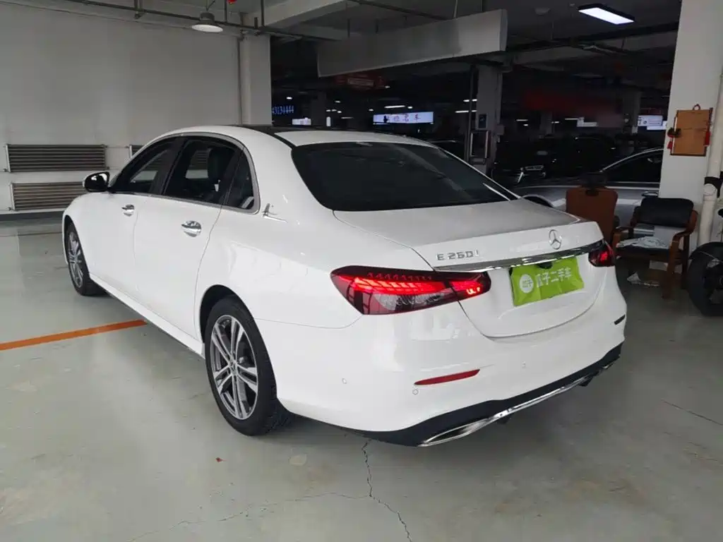 Mercedes-Benz E-Class 2021