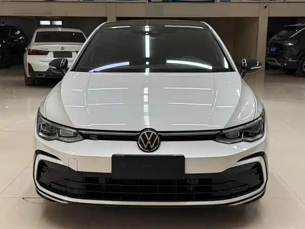 Volkswagen Golf 2022
