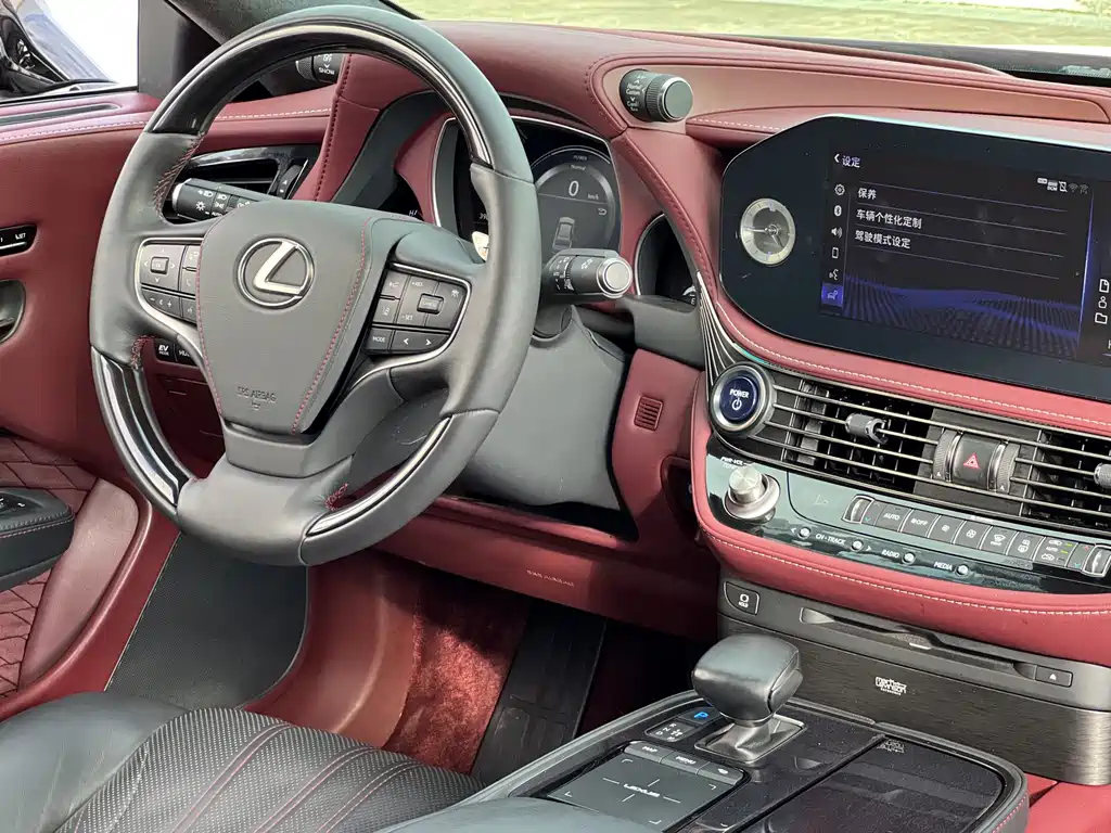 Lexus LS 2021 — фото 11
