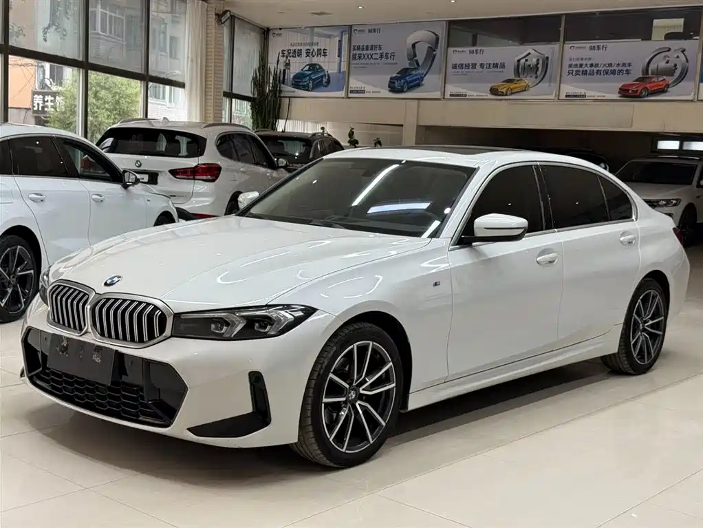 BMW 3 Series 2023