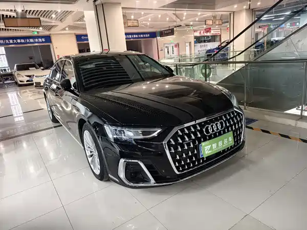 Audi A8 2023