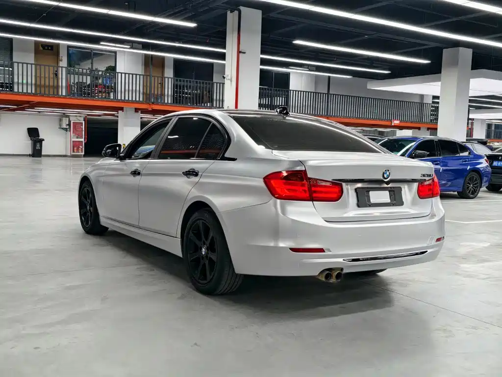 BMW 3 Series 2015 — фото 14