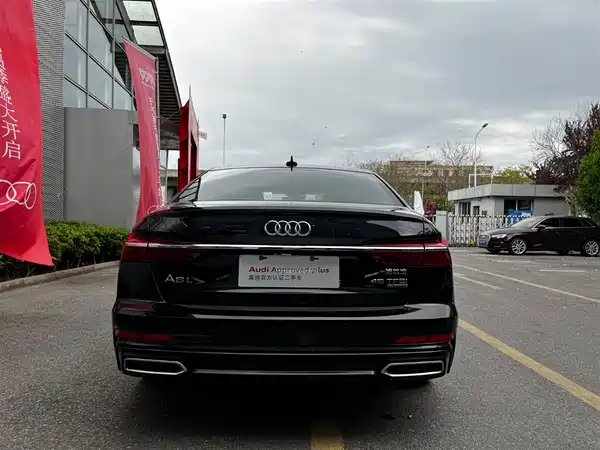 Audi A6L 2022