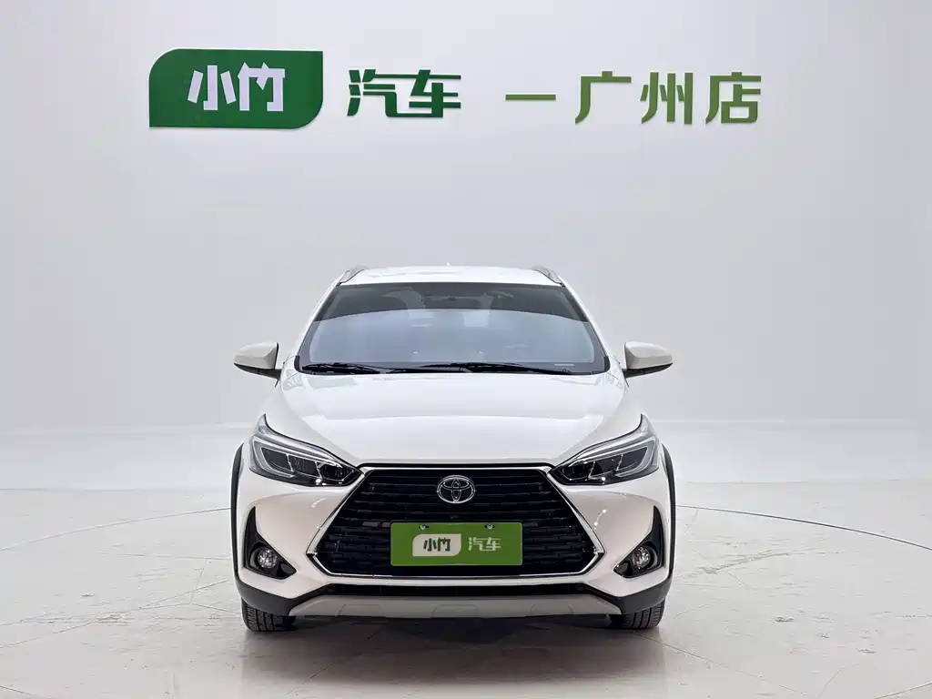 Toyota Yaris L 2023