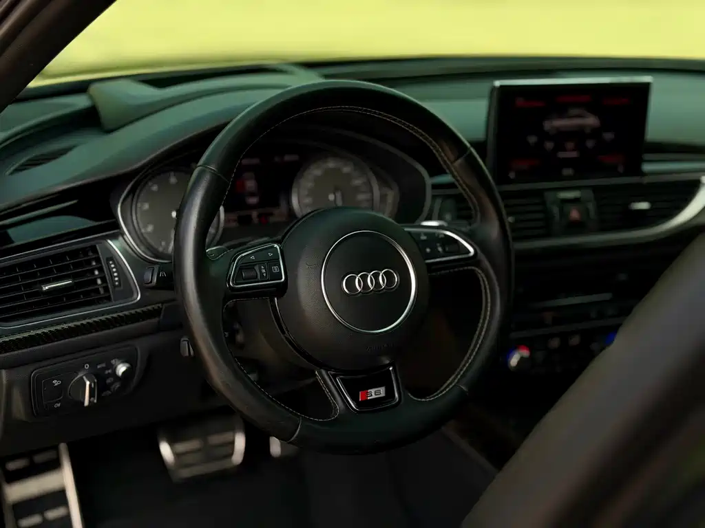 Audi S6 2014 — фото 12