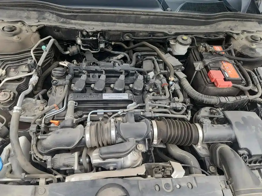 Honda Accord 2022 — фото 10