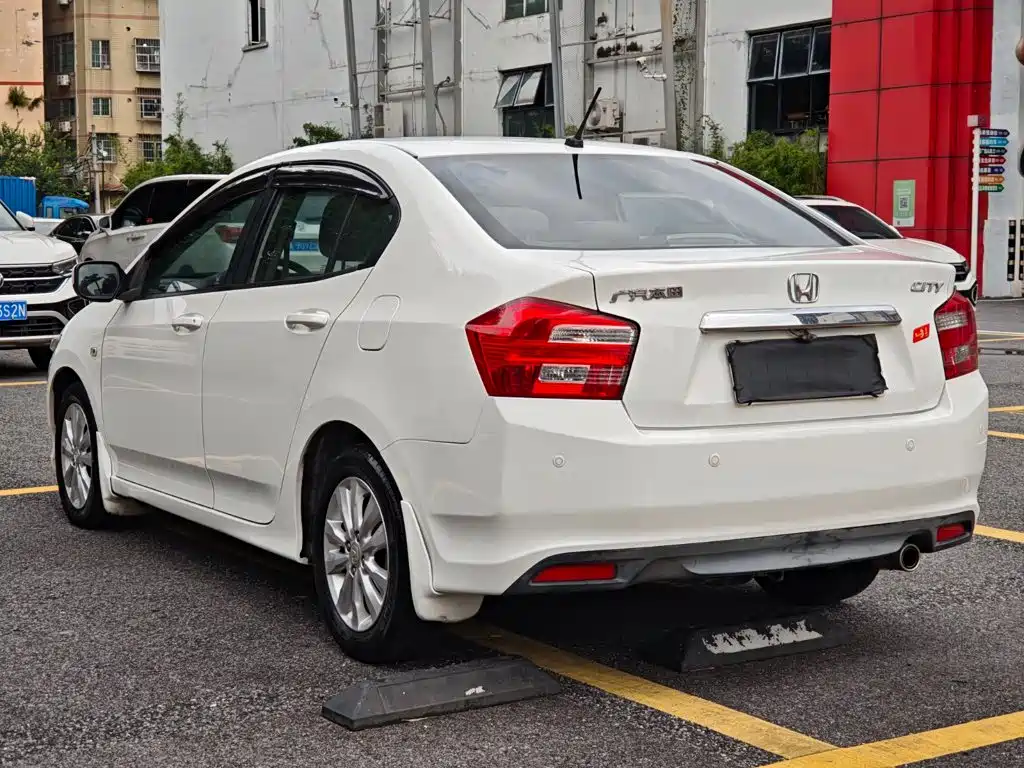 Honda City Classic 2014 — фото 7