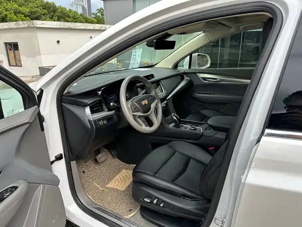 Cadillac XT5 2023