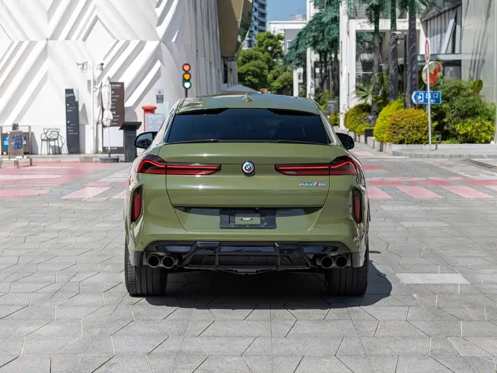 BMW X6 M 2022 — фото 5