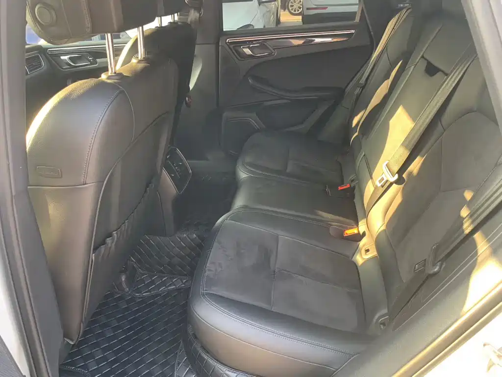 Porsche Macan 2016