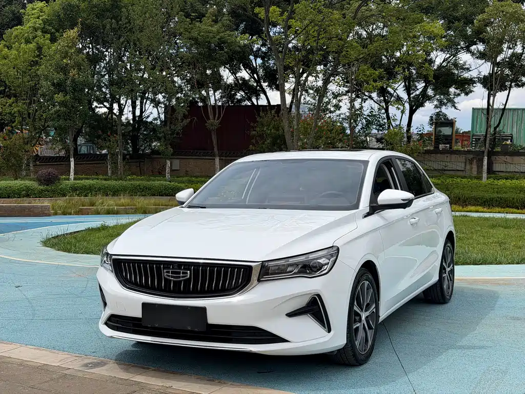Geely Emgrand 2024 — фото 1