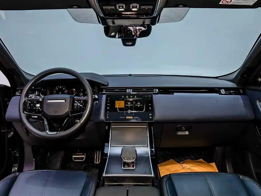 Land Rover Velar 2023 — фото 33