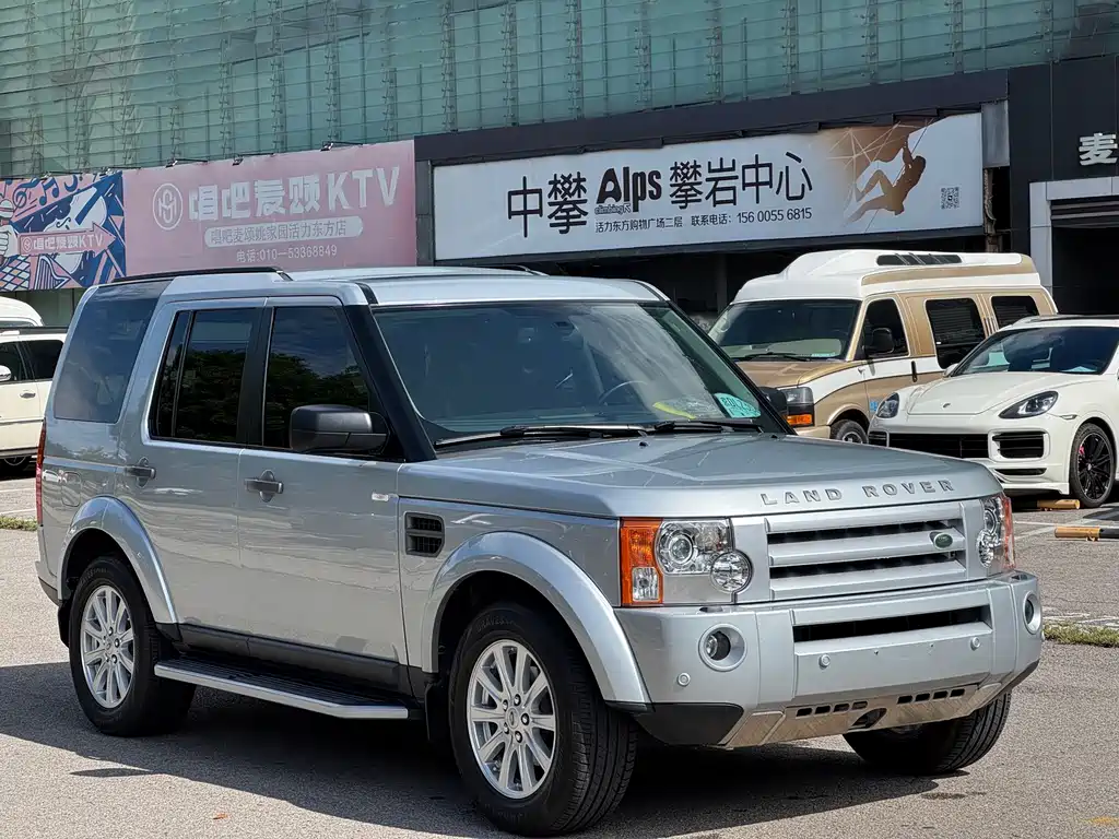 Land Rover Discovery 2009 — фото 2