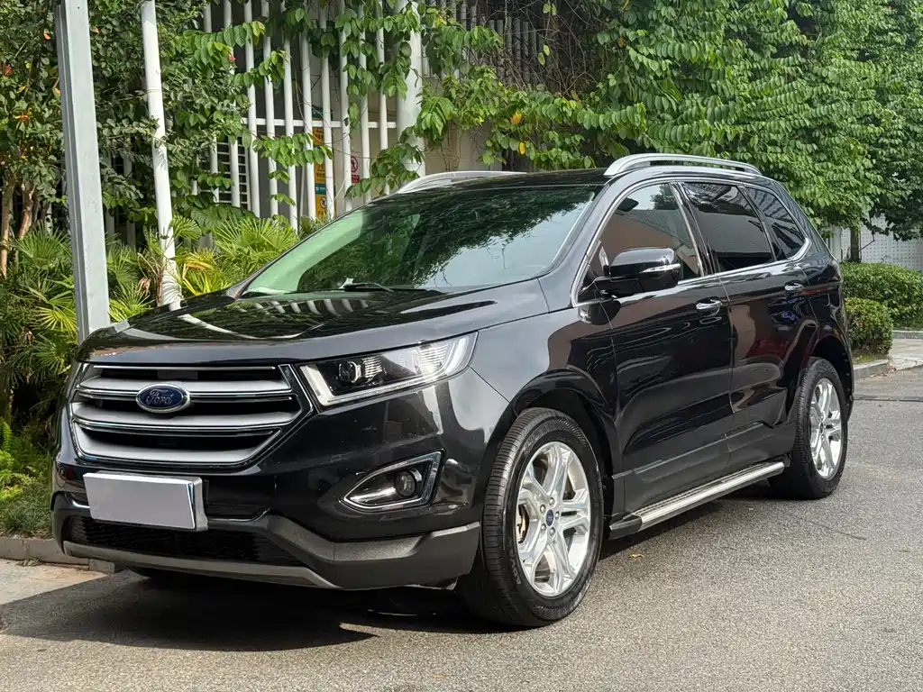 Ford Edge 2015 — фото 1