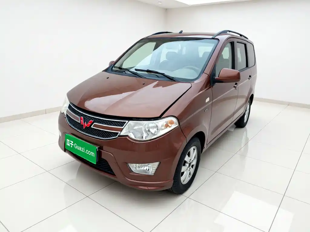 Wuling Hongguang 2018