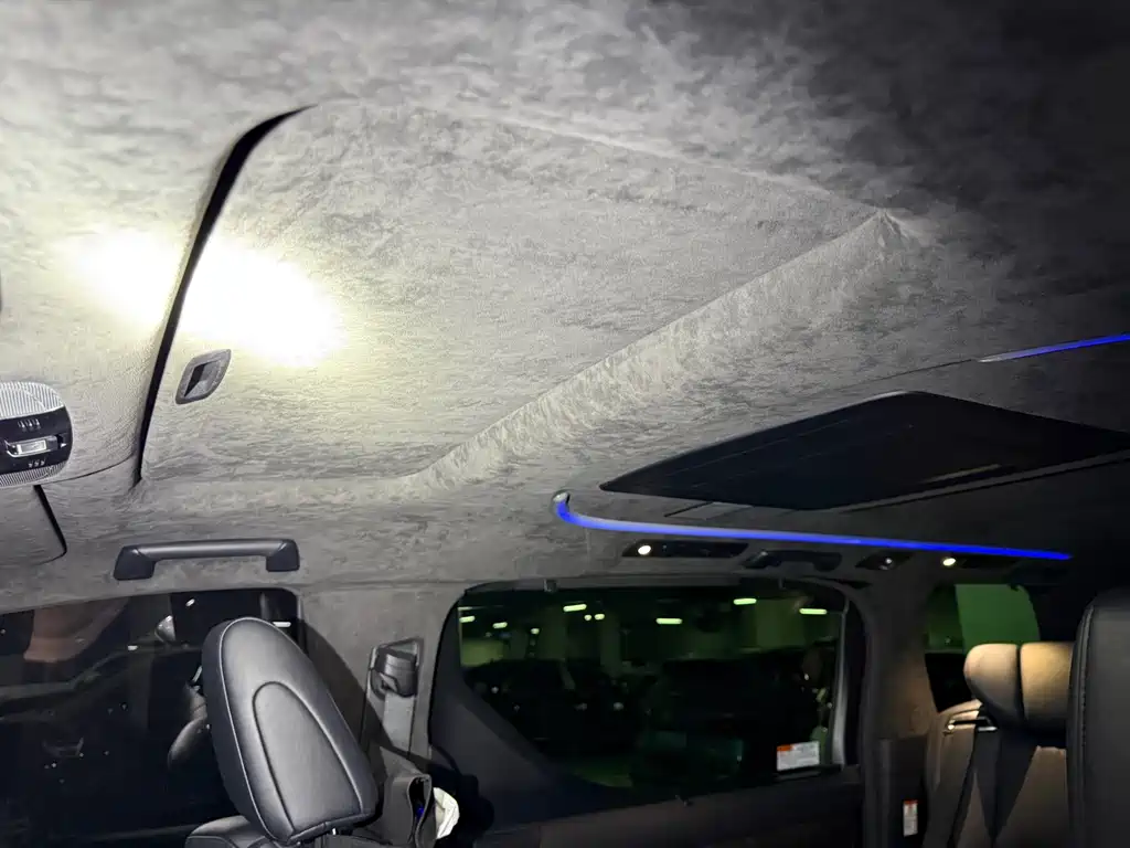 Toyota Vellfire 2022 — фото 9