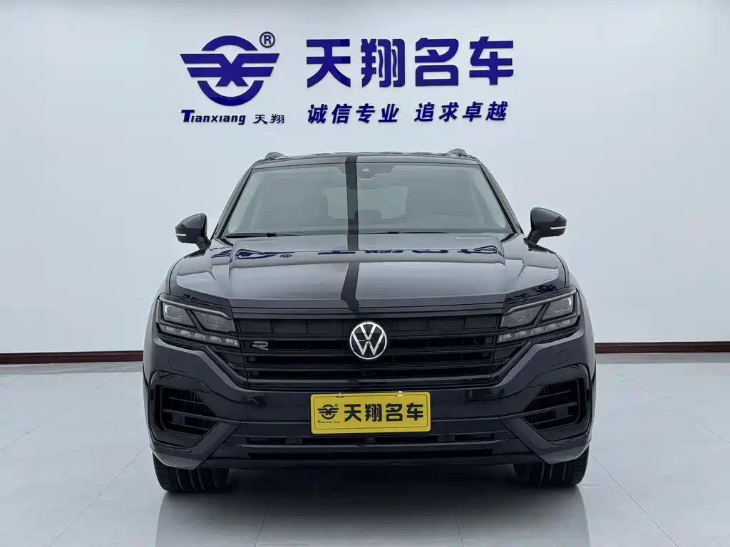 Volkswagen Touareg 2022 — фото 2