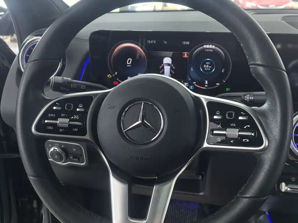 Mercedes-Benz GLB 2021 — фото 17