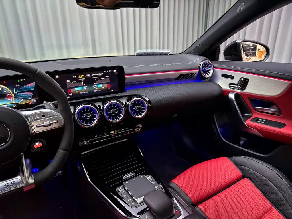 Mercedes-Benz CLA AMG 2023 — фото 10