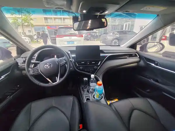 Toyota Camry 2021