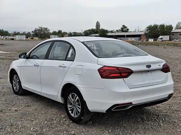 Geely Emgrand 2019