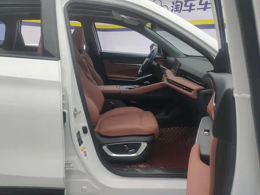 Changan CS75PLUS 2024 — фото 8