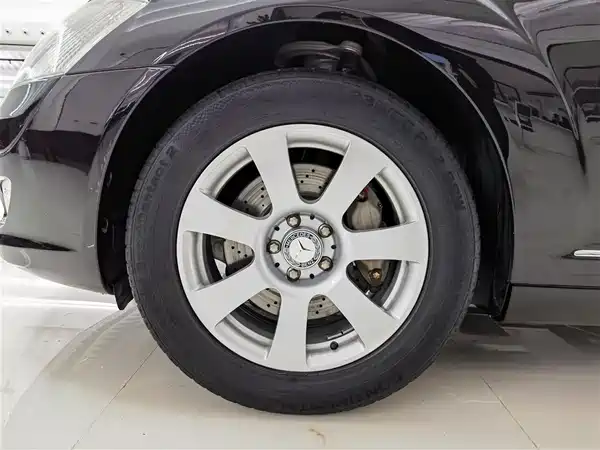 Mercedes-Benz S-Class 2008