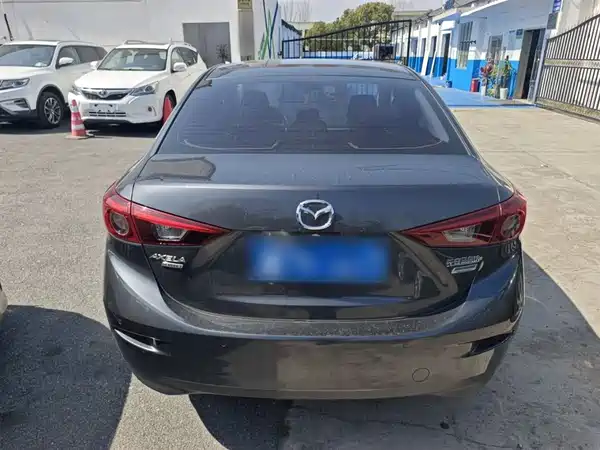 Mazda 3 Axela 2017