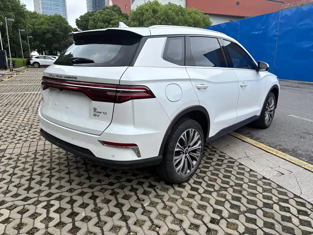 BYD Song Pro New Energy 2021 — фото 10