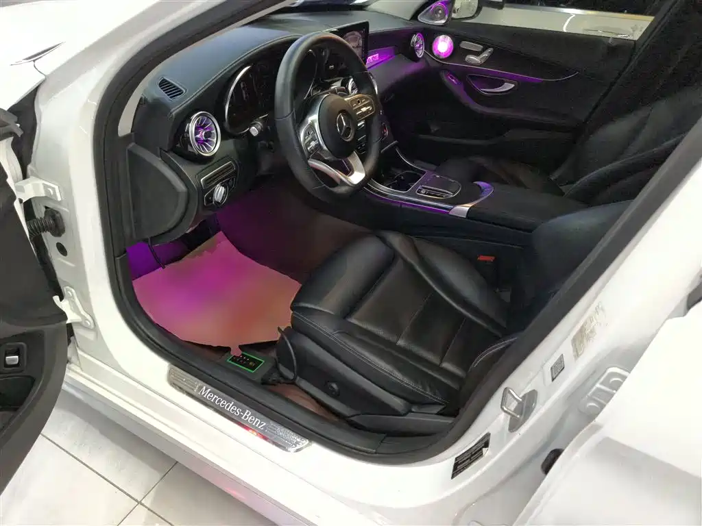 Mercedes-Benz C-Class 2020 — фото 11