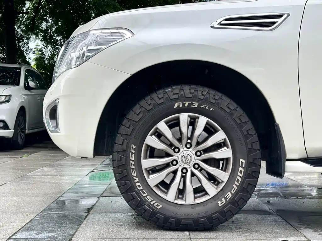 Nissan Patrol 2017 — фото 21