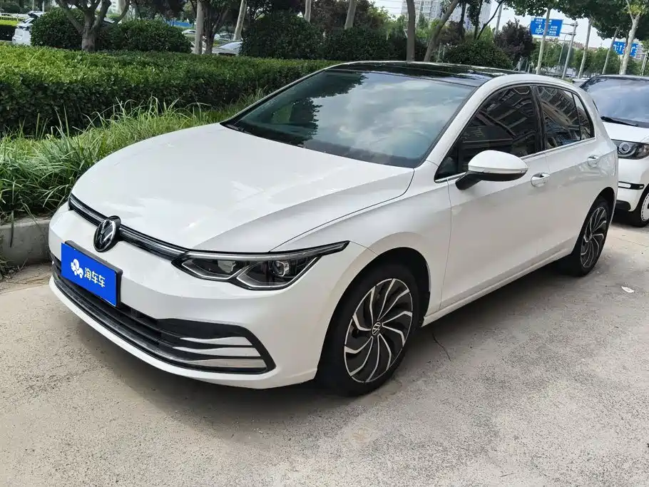 Volkswagen Golf 2022