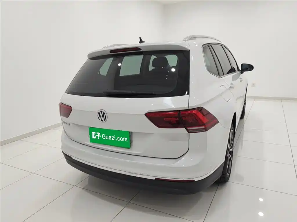 Volkswagen Tiguan L 2019 — фото 6