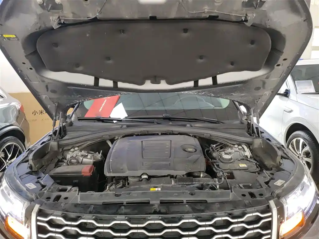 Land Rover Velar 2021 — фото 16
