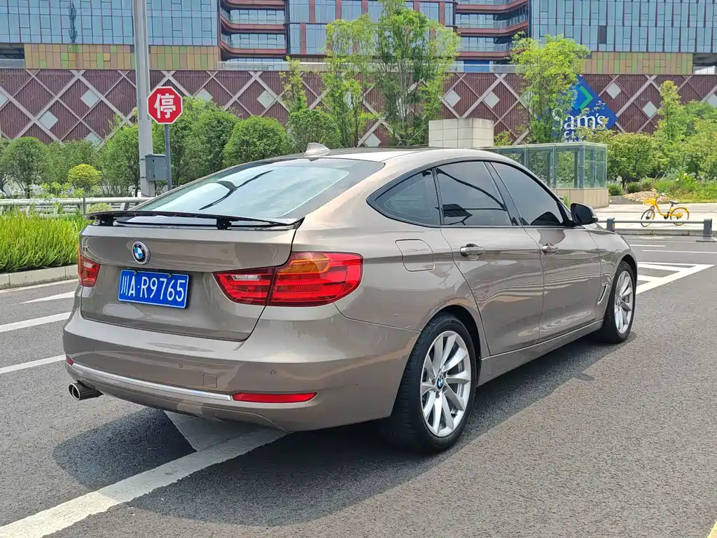 BMW 3 Series GT 2013 — фото 6