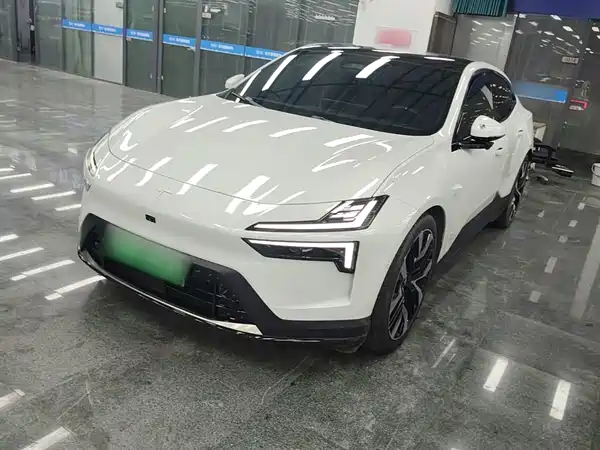 Polestar 4 2026