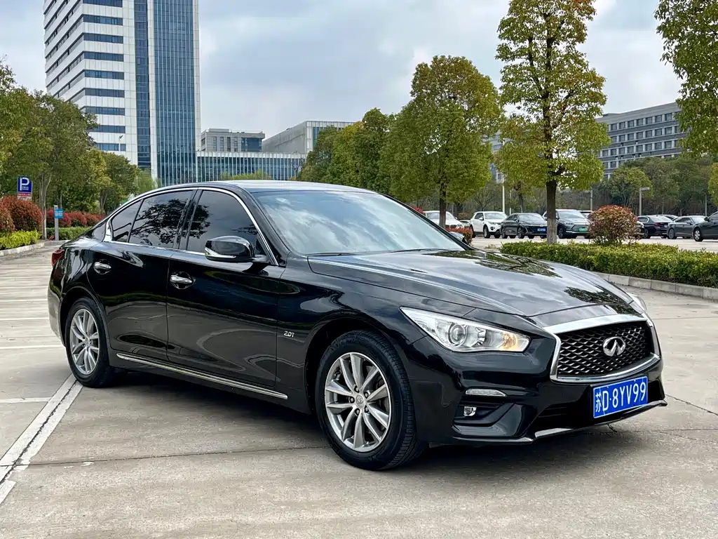 Infiniti Q50L 2018 — фото 3