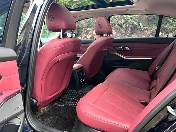 BMW 3 Series 2025