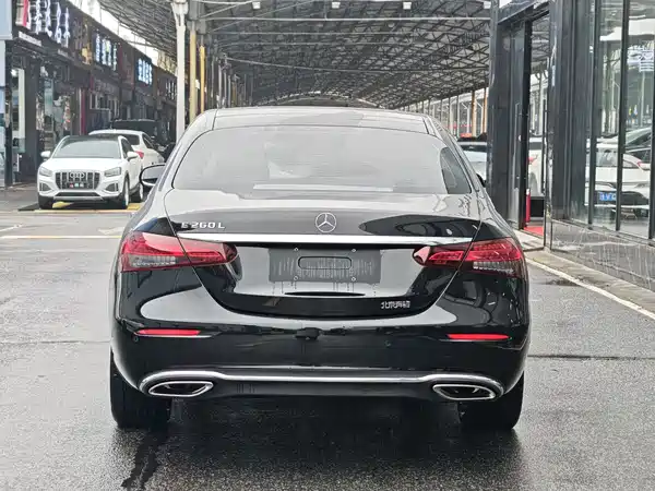Mercedes-Benz E-Class 2023