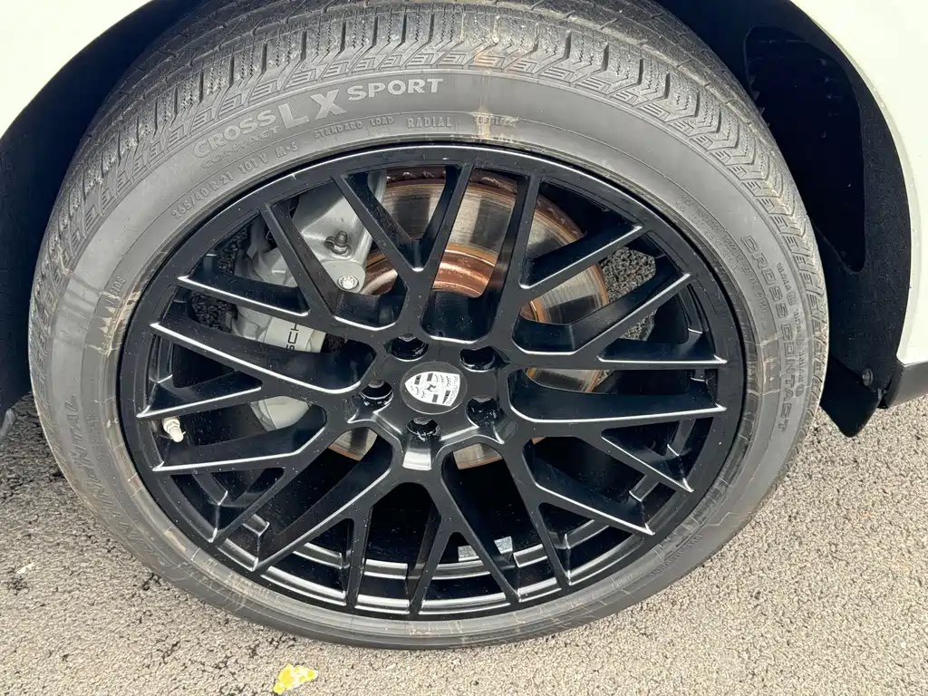 Porsche Macan 2020 — фото 20