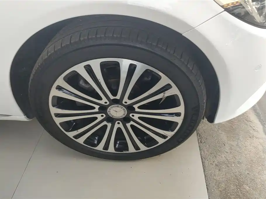 Mercedes-Benz C-Class 2017
