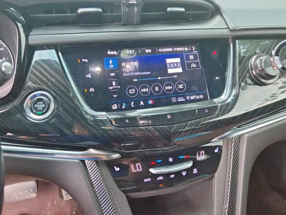 Cadillac XT6 2020 — фото 12