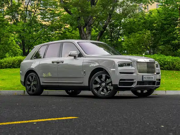 Rolls-Royce Cullinan 2022