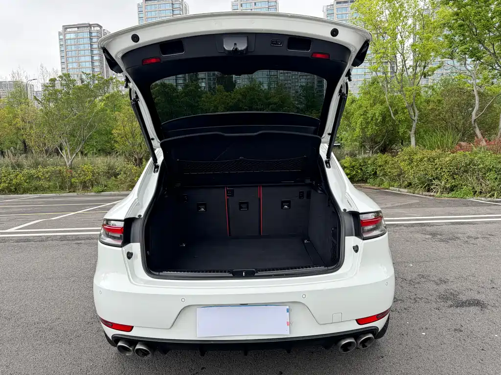 Porsche Macan 2020 — фото 21