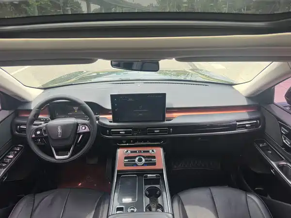 Lincoln Aviator 2021