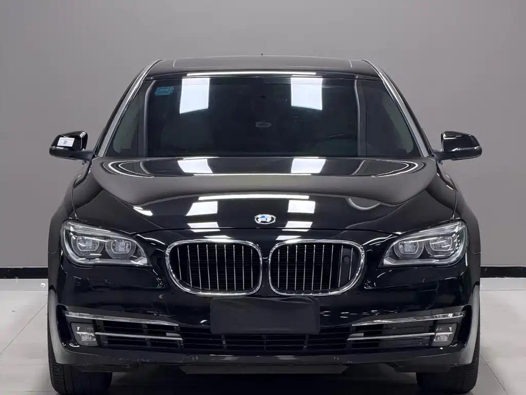 BMW 7 Series 2014 — фото 3