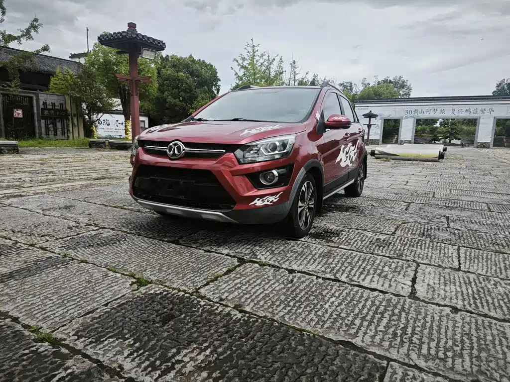 BAIC Senova X25 2016