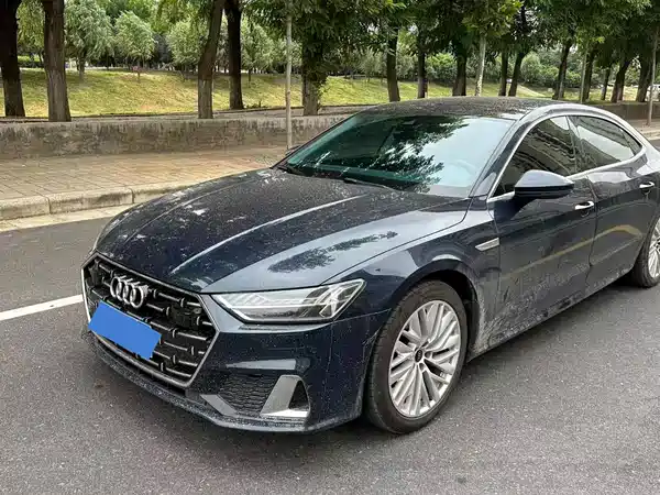 Audi A7L 2023